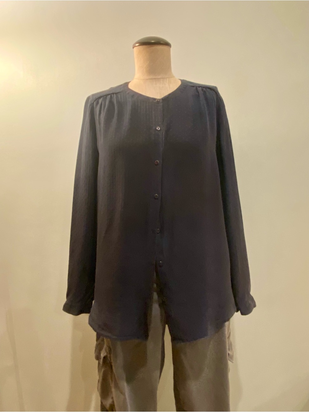 Des Petits Hauts Womens ‘Valvert’ Navy Button-Front Swiss Silk Blouse. Size S